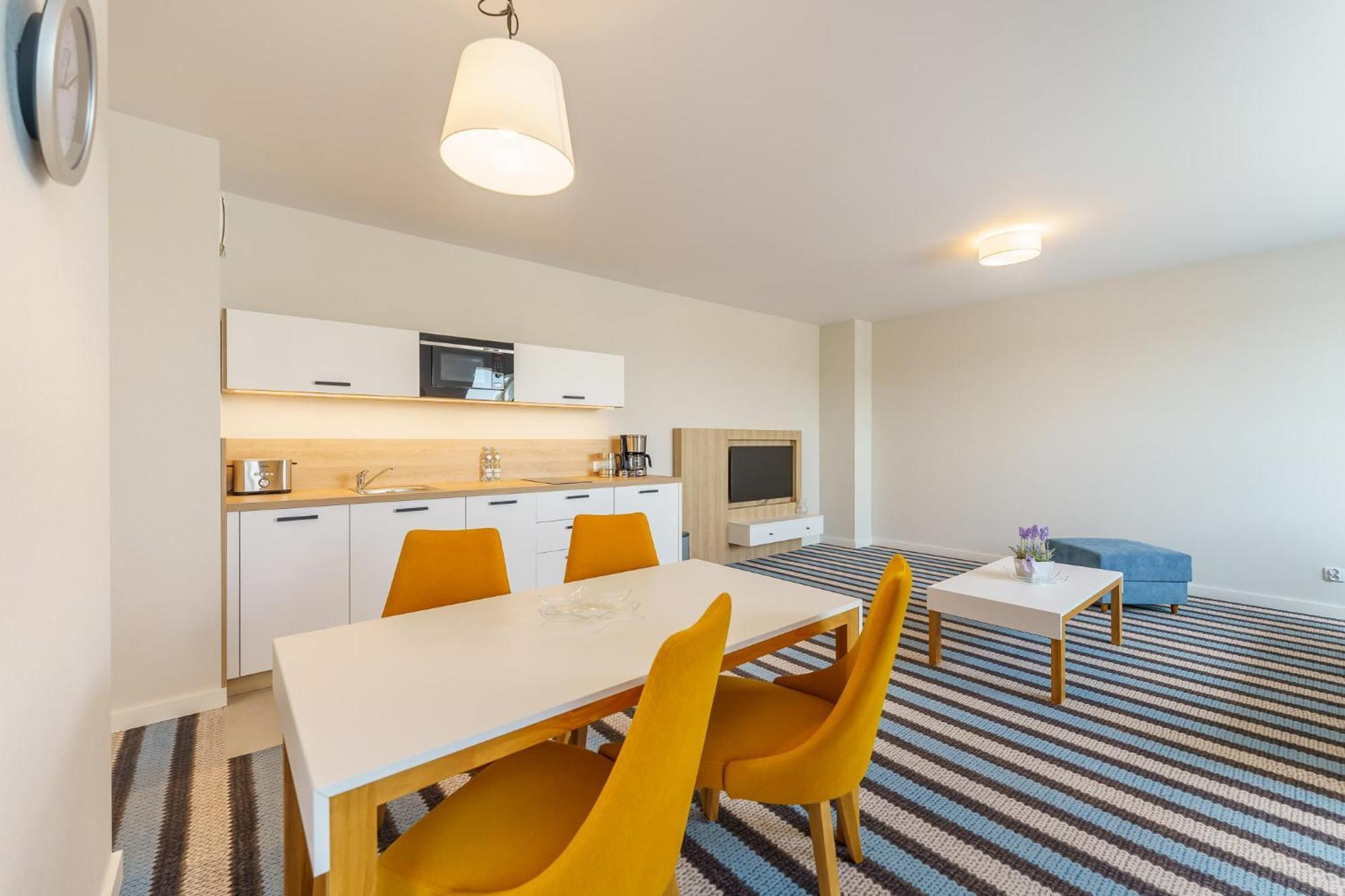 Bel Mare Miedzyzdroje Apartment With Balcony By Noclegi Renters מראה חיצוני תמונה